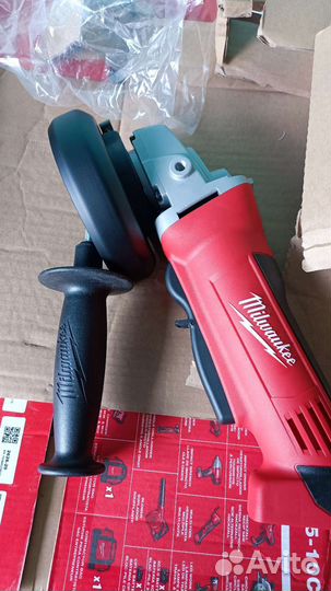 Циркулярная пила Milwaukee