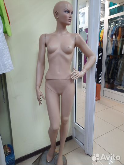 Манекены женские