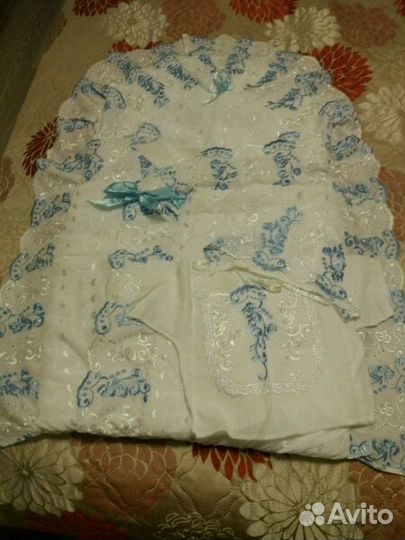 Комплект на выписку из 4х предметов