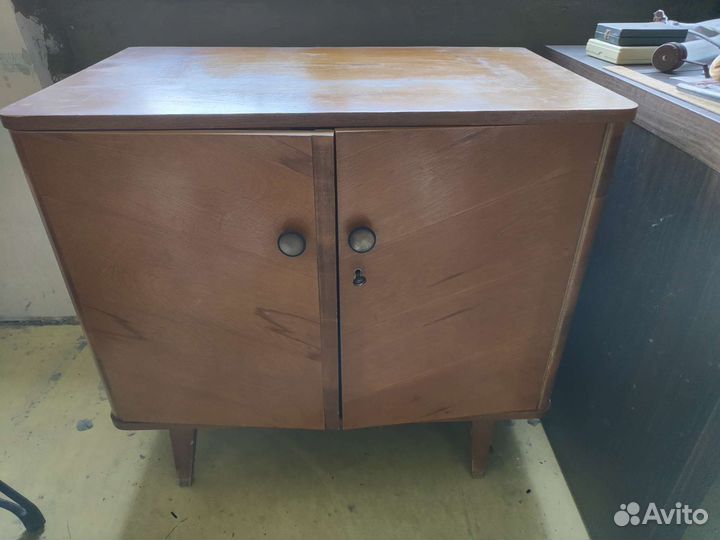 Тумбочка советская