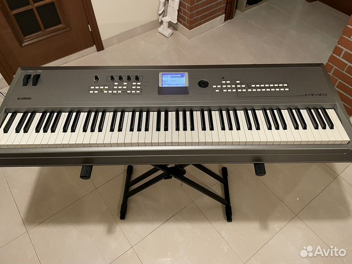 Синтезатор yamaha MM8