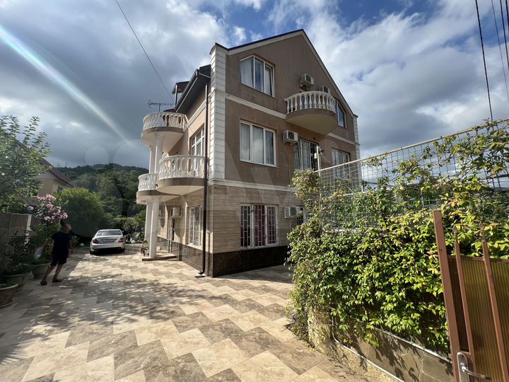 Гостиница, 450 м²