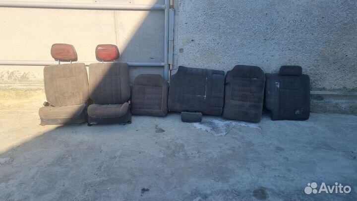 Сидения toyota Карина 2