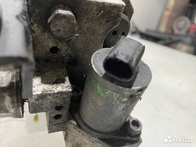 Блок клапанов задний Мерседес 166 x166 w166