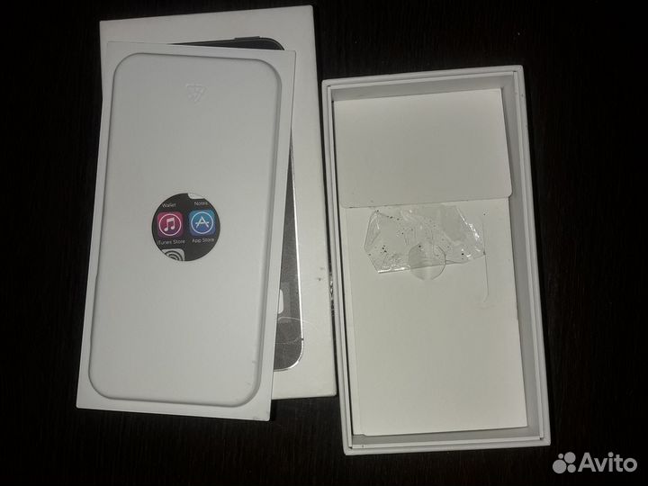Коробка от айфона 5s