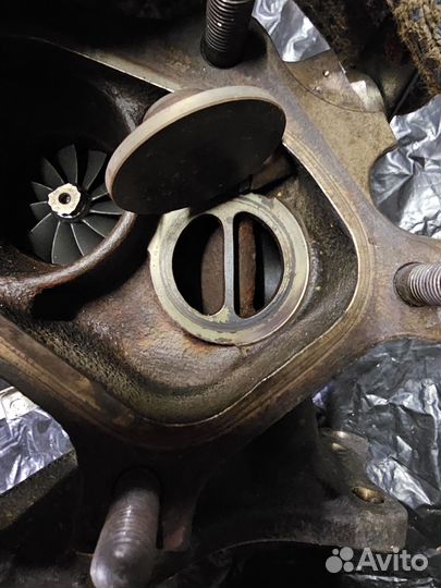 Турбина твинскролл TD04HLA