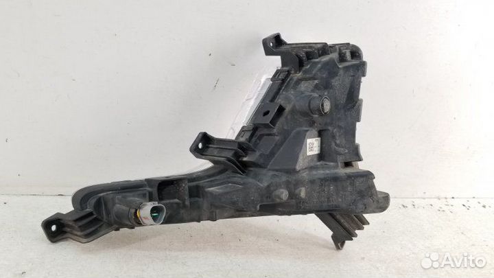 Фара противотуманная правая Hyundai Sonata 7 LF