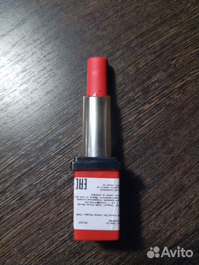 Помада Guerlain 910 оригинал