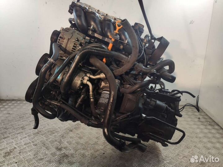 Двигатель Volkswagen Golf 4 2000 APG