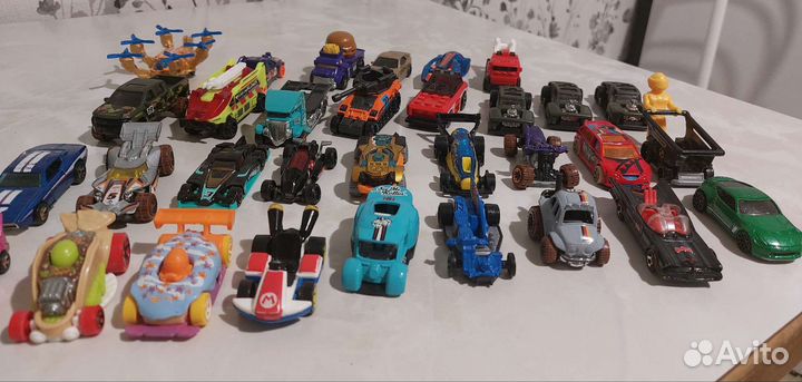 Машинки hot wheels оригинал