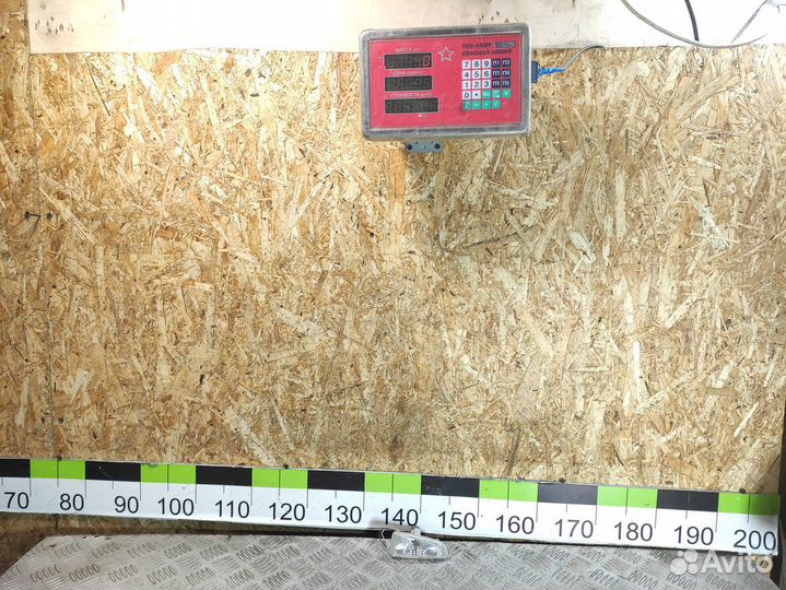 Повторитель в крыло левый Hyundai Starex h1 grand