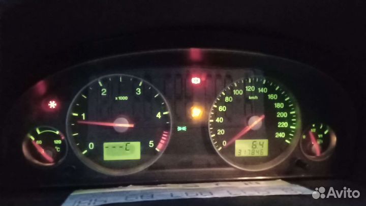 Приборная панель Ford Mondeo 3