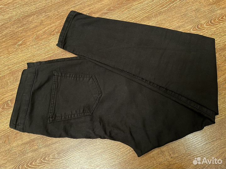 Джинсы Bershka черные