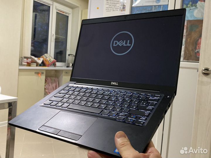 Сенсорный Dell 7390 mint condition