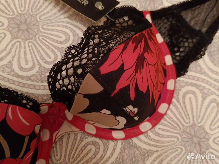 Бюстгальтер