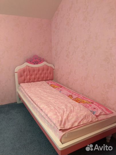 Кровать + комод для девочки