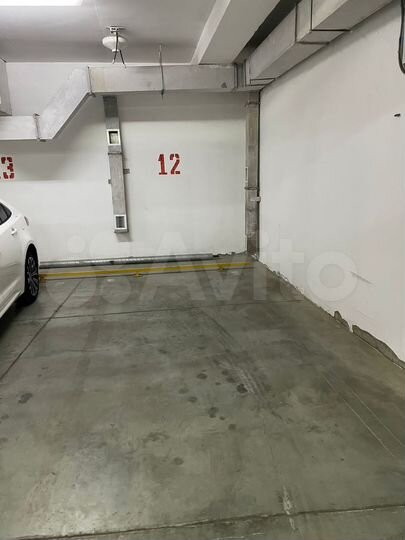 Машиноместо, 16 м²