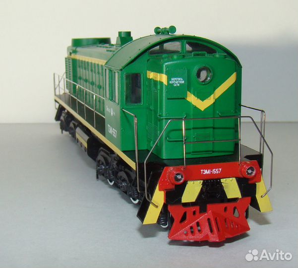 Модель тепловоза тэм 1 1557 в масштабе H0 (1/87)