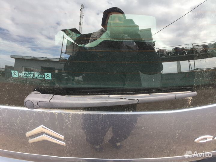 Ситроен С4 Пикассо Держатель дворника задний Зад