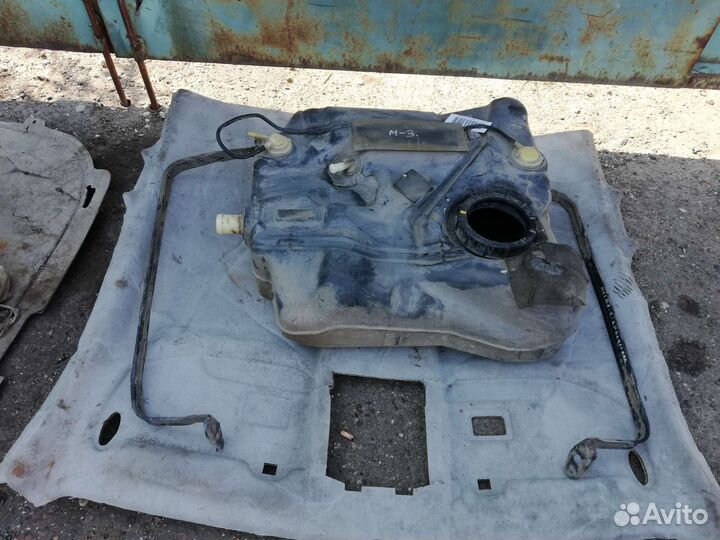 Бензобак Мазда 3 вк