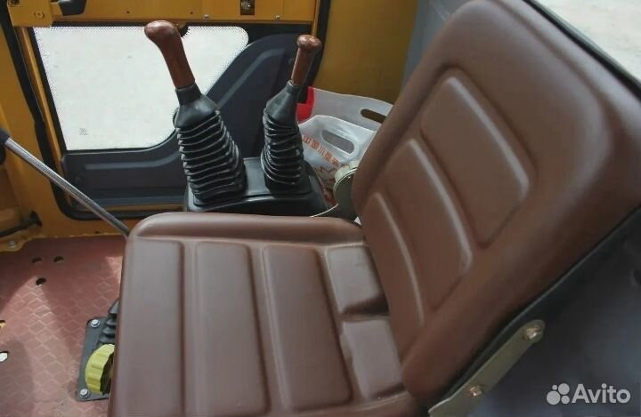 Фронтальный погрузчик Redstar 150, 2023