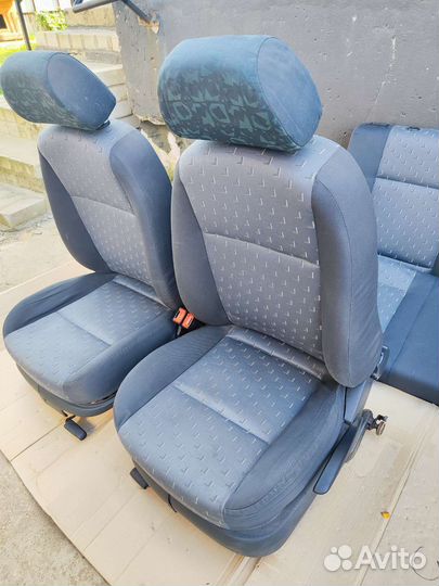 Сиденья Шкода 2005