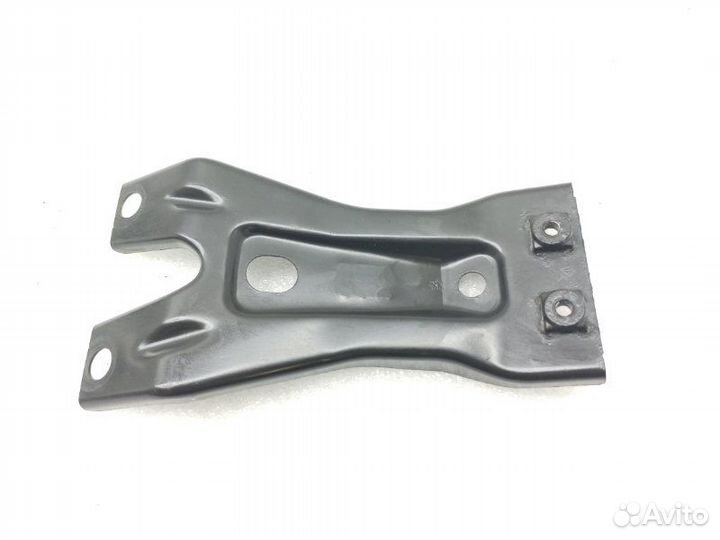 Кронштейн замка капота Volkswagen Golf 6 1.4 caxa