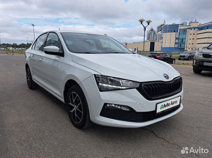 Skoda Rapid 1.6 AT, 2021, 99 230 км