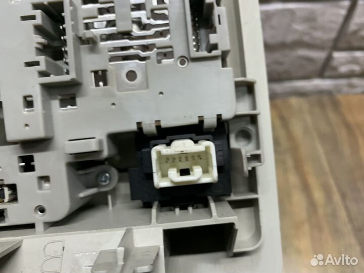 Mazda 3 (BM/BN) Плафон салонный