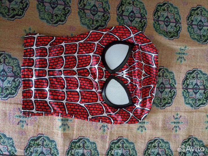 Маска человека паука