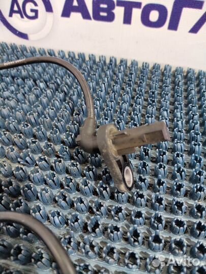 Датчик ABS Nissan Note