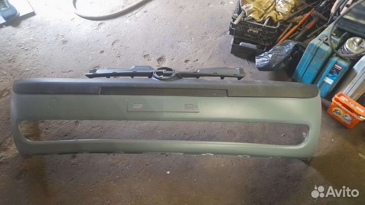 Передний бампер opel corsa