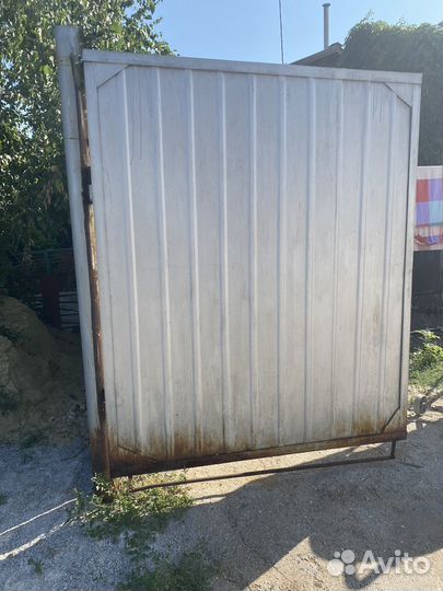 Ворота металлические распашные