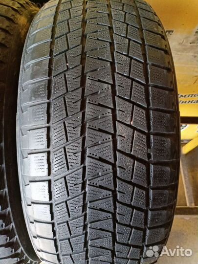 Bridgestone Blizzak DM-V1 235/55 R18 100R