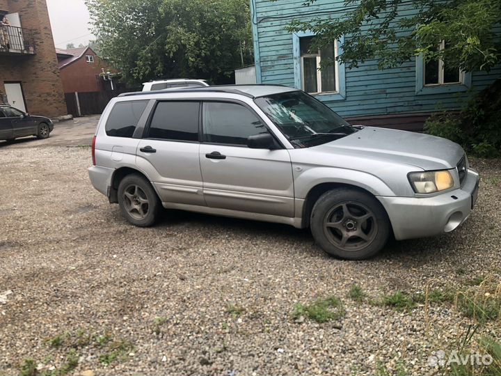 Subaru Forester, 2004