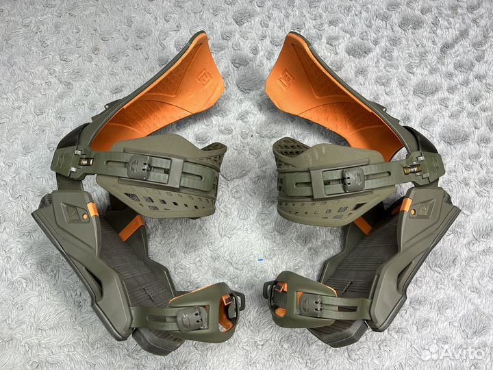 Крепления для сноуборда M Drake Super Sport