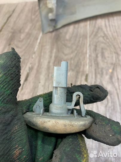 Повторитель поворота передний правый Peugeot 206