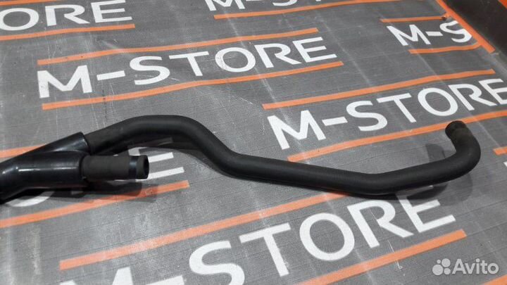 Патрубок системы охлаждения Mercedes-Benz M-Class