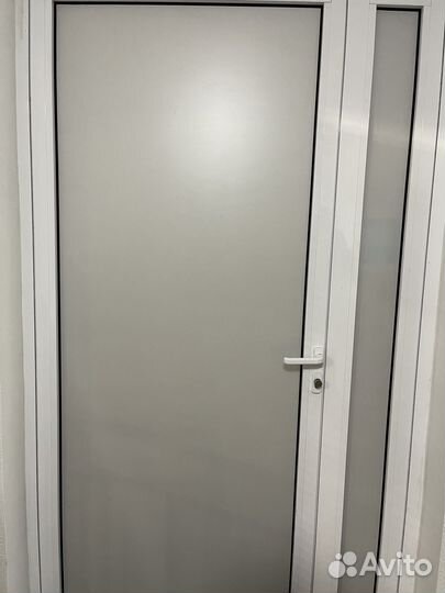 Матовая пленка для окон, тонировка стекол