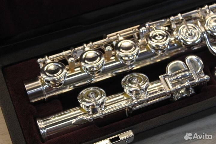 Флейта Yamaha YFL-212 LRS