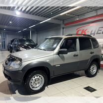 Chevrolet Niva 1.7 MT, 2012, 110 000 км, с пробегом, цена 630 000 руб.