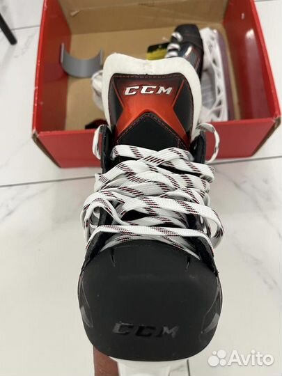 Коньки хоккейные ccm jetspeed ft1 jr новые