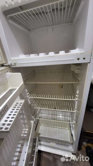 Холодильник бу стинол