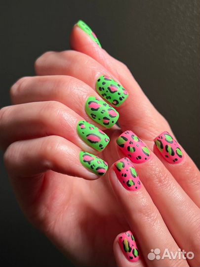 Маникюр и педикюр