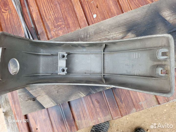 Клык (накладка) бампера pajero 2