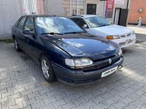 Renault Safrane 2.2 MT, 1994, битый, 200 000 км, с пробегом, цена 75 000 руб.