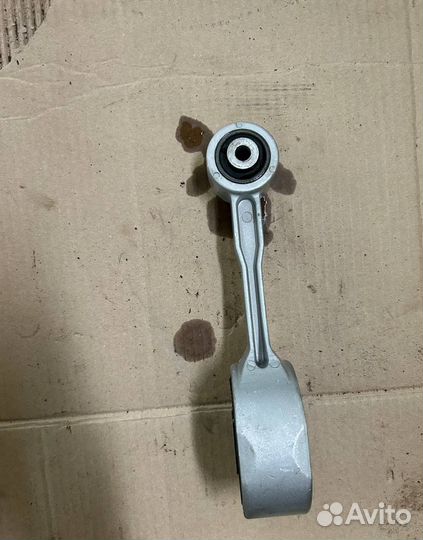 Нижняя опора двигателя skoda fabia