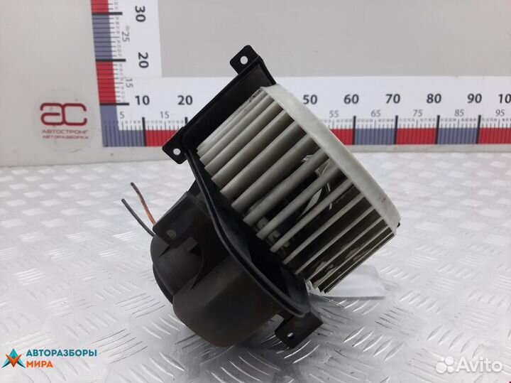 Моторчик печки Volkswagen Touareg 2003 7L0820021Q