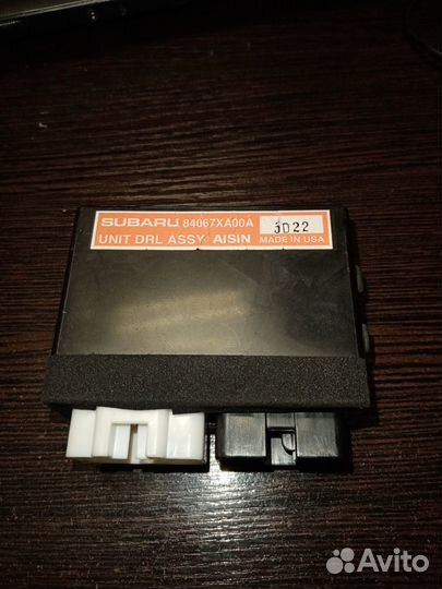 Электронный блок света фар Субару Трибека