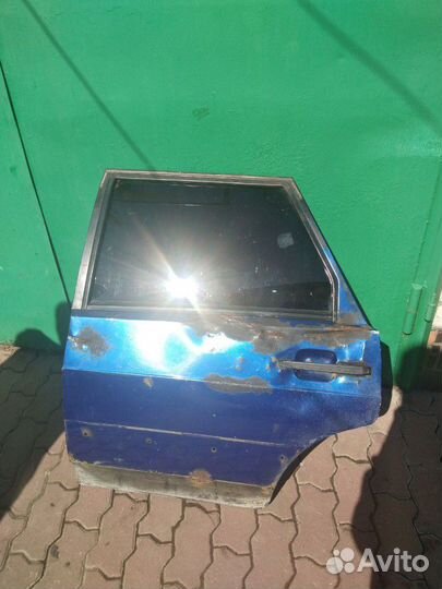 Задняя левая дверь в сборе Ваз 2114 2115 2109